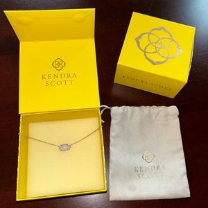 Kendra Scott Elisa Silver Pendant Necklace in Iridescent Drusy